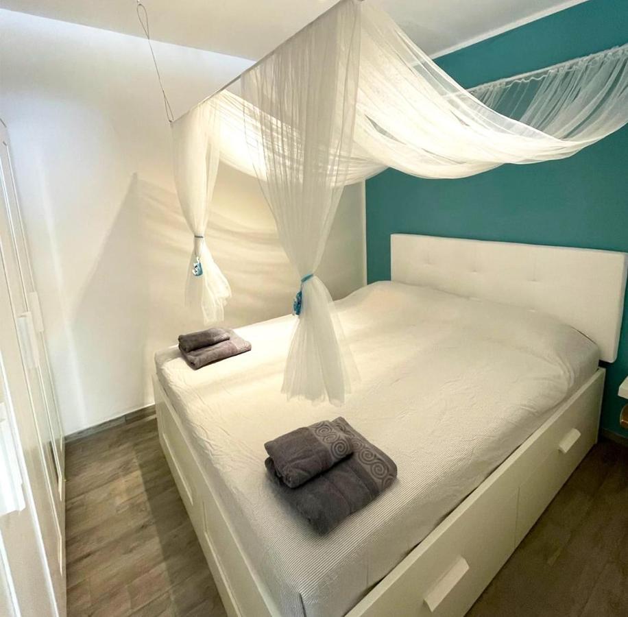 Appartement Ai Bastioni Di - 1 Bedroom A Few Meters From The Town Center Alghero